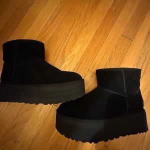UGG Women's Black Platform Ankle Boots